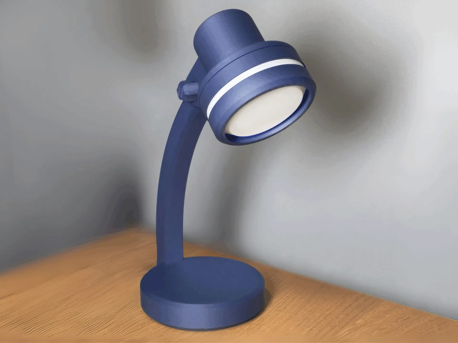 Adjustable Desk Lamp project image